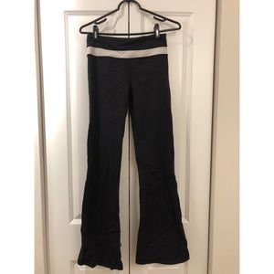 Lululemon yoga pants